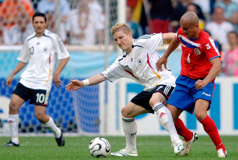 媒体广泛讨 媒体广泛讨