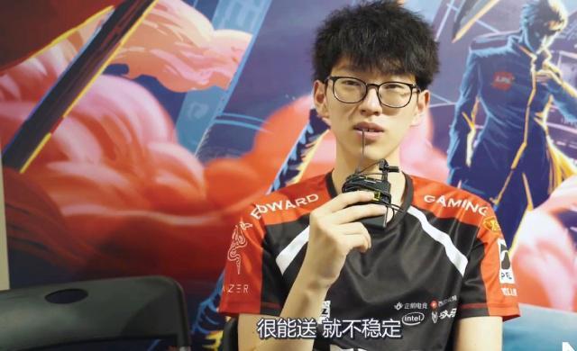 火箭险胜森林狼晋级淘汰赛 马刺力克爵士4连胜.