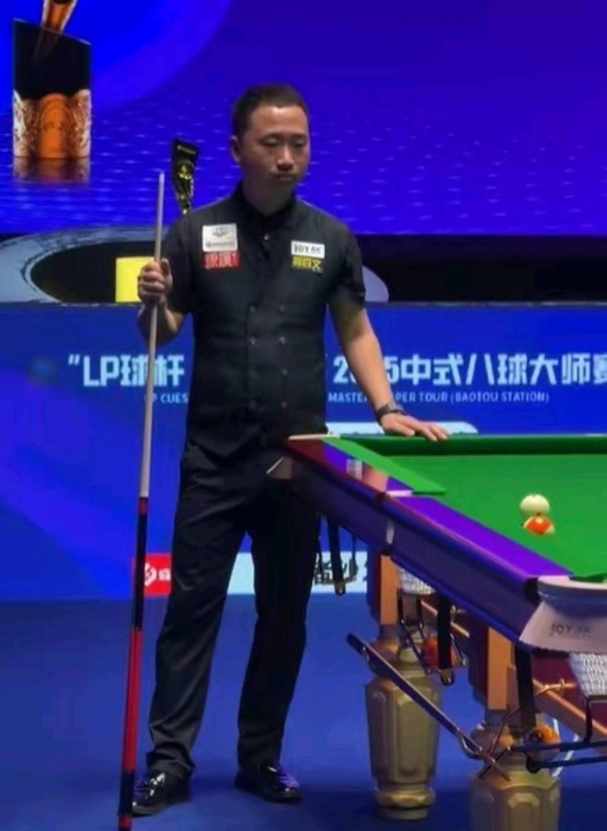 这一事件引 这一事件引