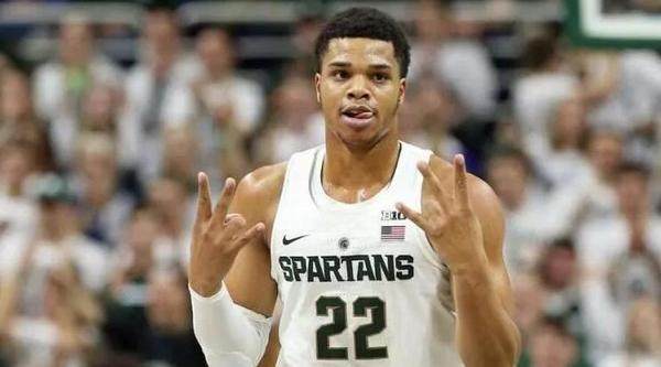 中国男足长 中国男足长