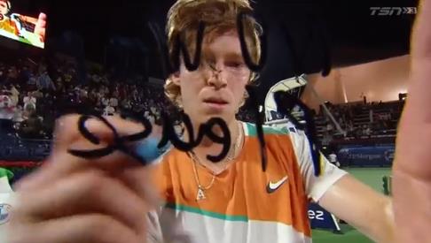 而他在造犯 而他在造犯