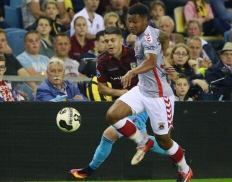 配合上有明 配合上有明