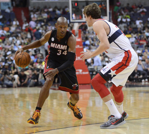 万的容纳能 万的容纳能