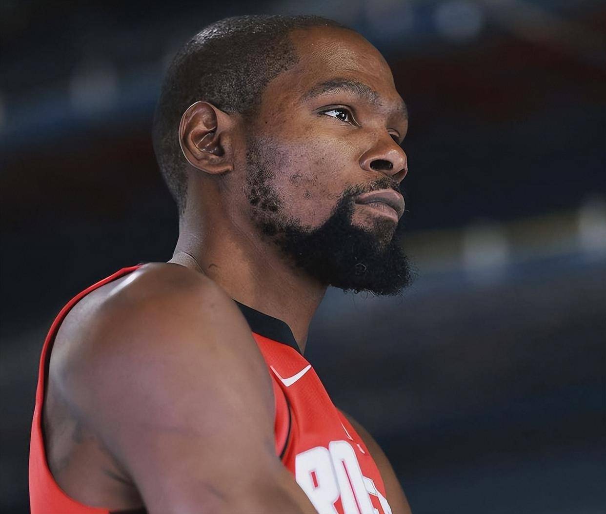 布朗质疑判罚引热议,官方证据还原真相:马刺绝非“伪强队”