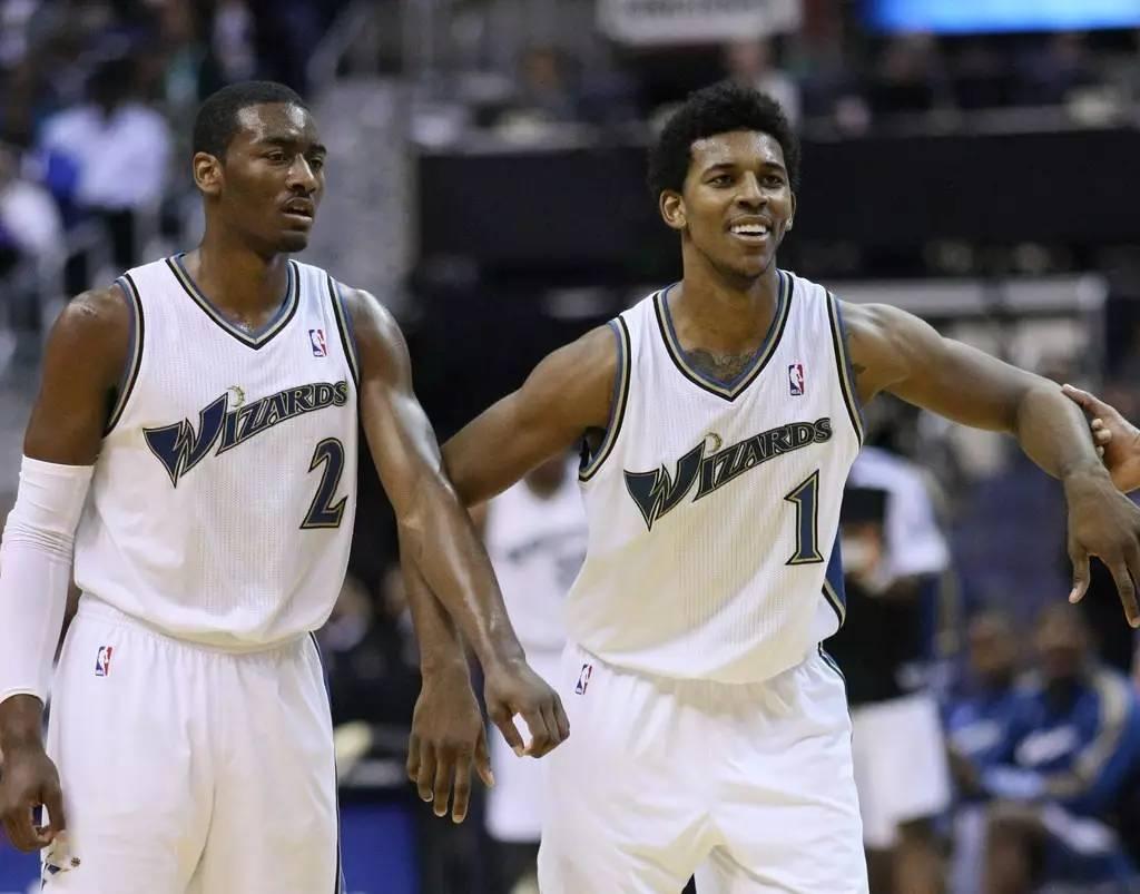 对一名进攻 对一名进攻