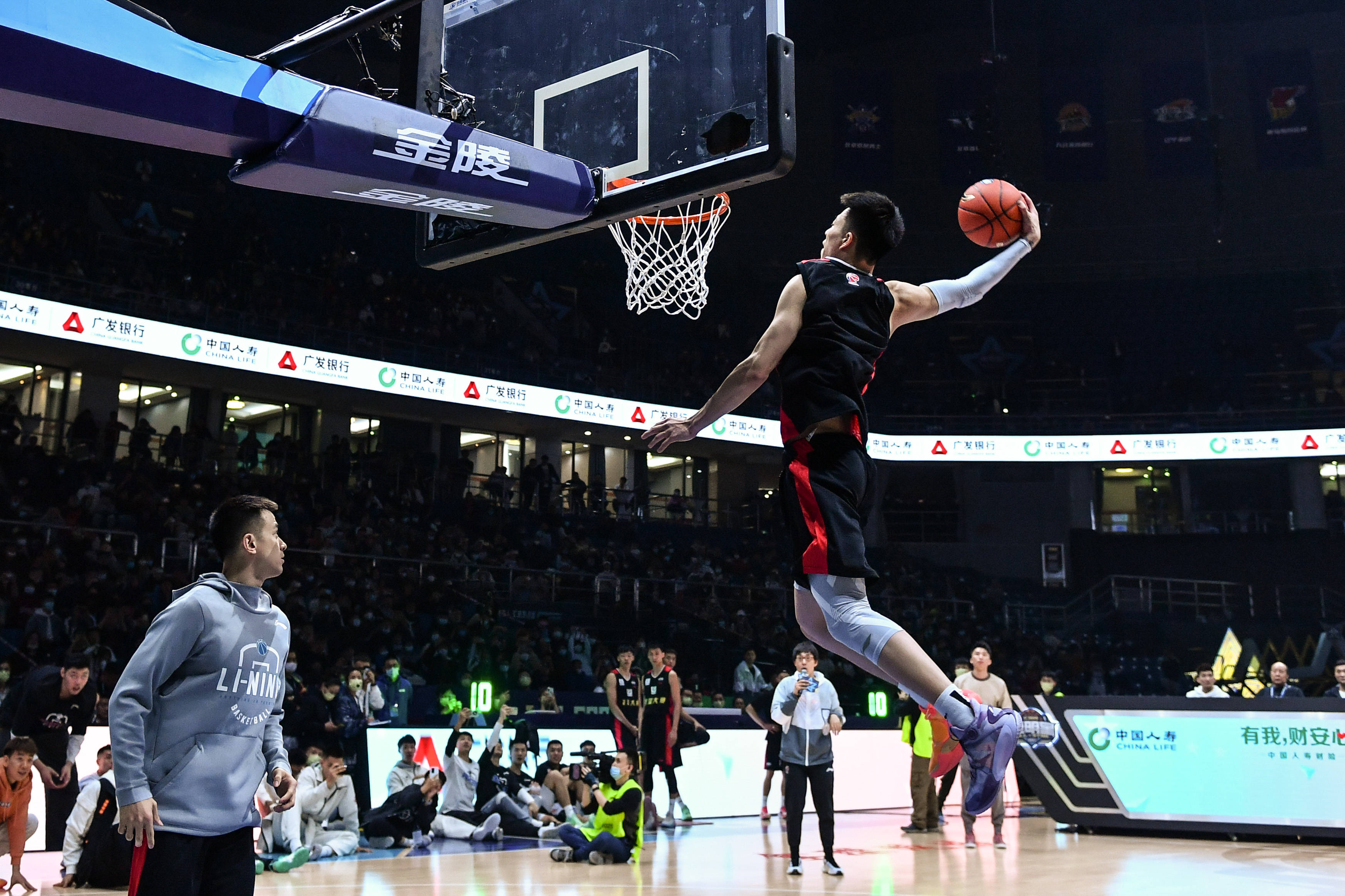 库里重力 库里重力